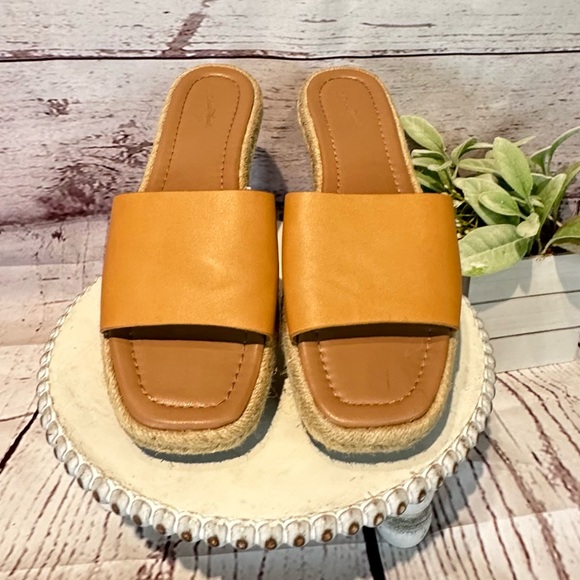 Universal Thread Espadrille Faux Leather Tan Cognac Slides Sandals Size 9.5 - Picture 4 of 11